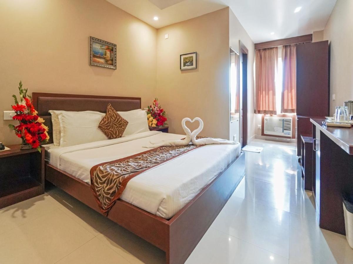 Hotel Shreehari Grand Puri Exterior foto