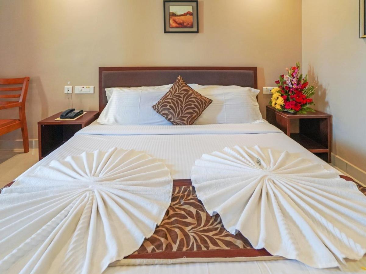 Hotel Shreehari Grand Puri Exterior foto