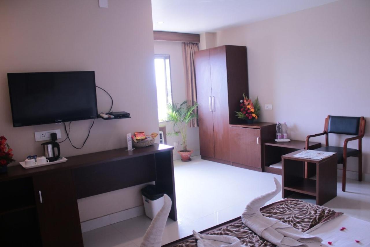 Hotel Shreehari Grand Puri Exterior foto