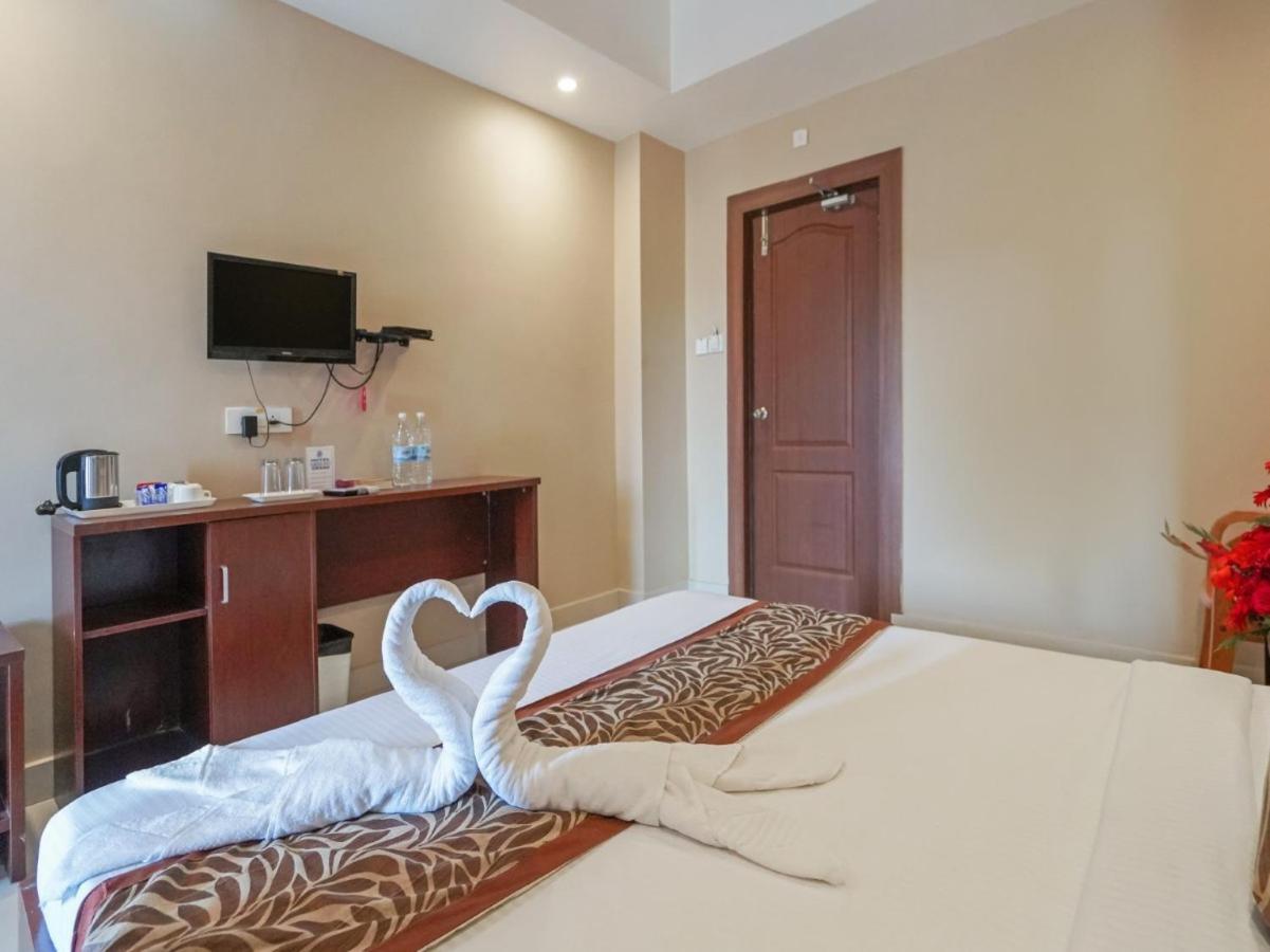Hotel Shreehari Grand Puri Exterior foto