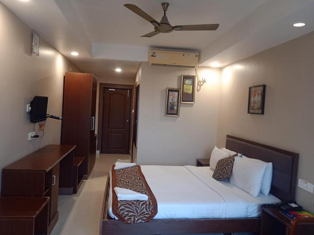 Hotel Shreehari Grand Puri Exterior foto